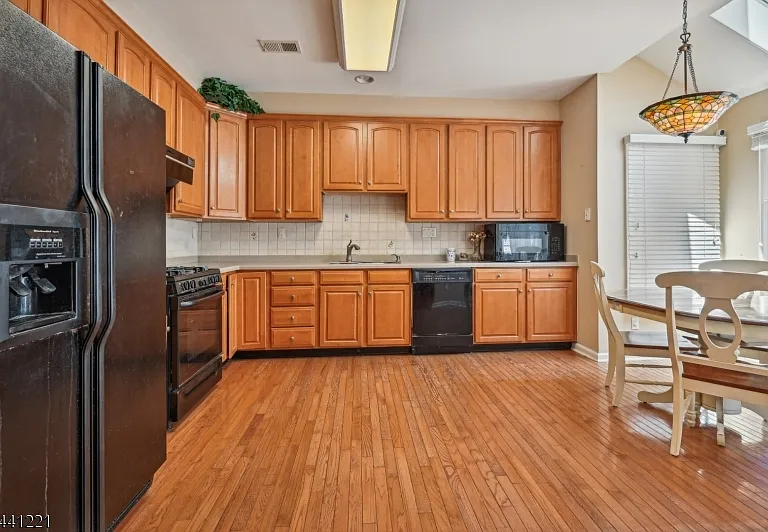 233 Patriot Hill Dr — Photo 6