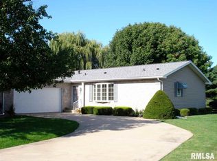 3154 Castlebury Pl, Galesburg, IL 61401