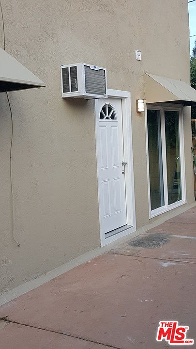 1st image of 14436 Emelita St APT C