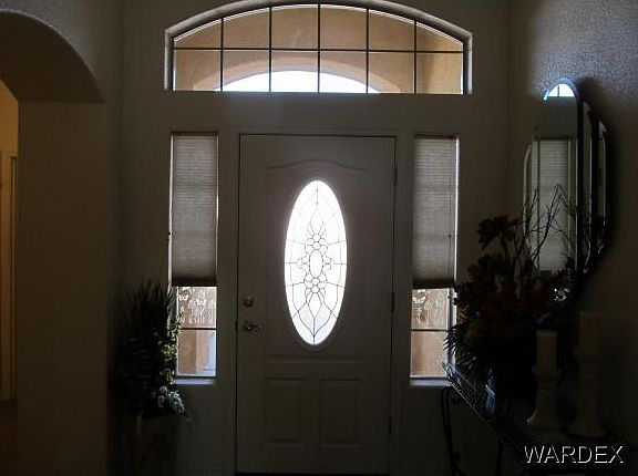 4th image of 2250 Edgewood Dr