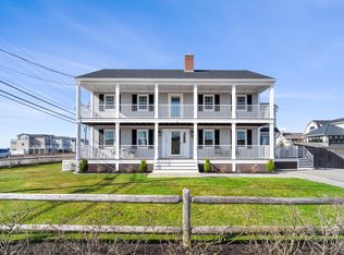5 Haverhill St, Seabrook, NH 03874