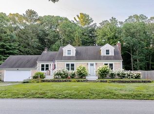 23 Clubhouse Dr, Bourne, MA 02532