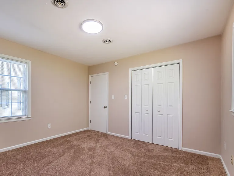 2561 Rutrough Rd — Photo 42