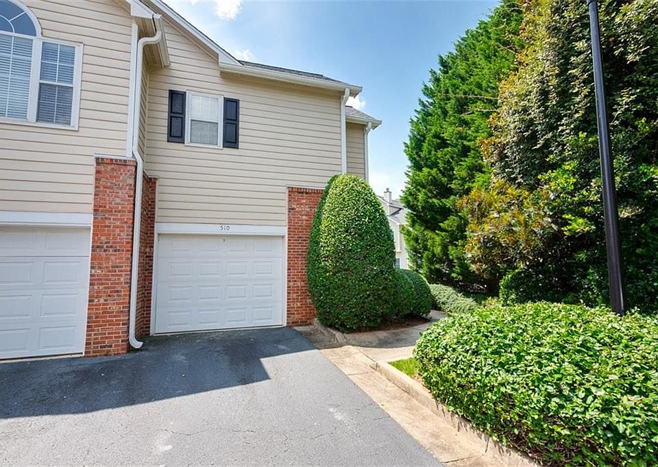 1st image of 510 Vinings Forest Ct SE #510