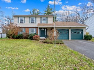 116 Stillwater Dr, East Syracuse, NY 13057