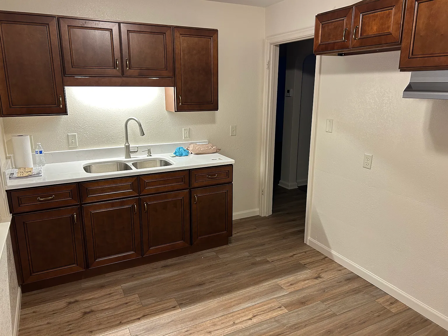 2 bed, 714 sqft, $1,200 — Photo 1