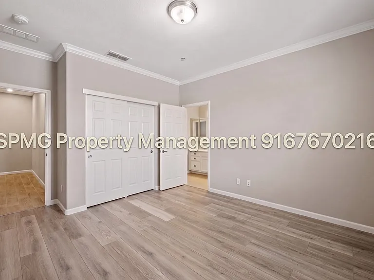 5649 Black Willow St — Photo 23