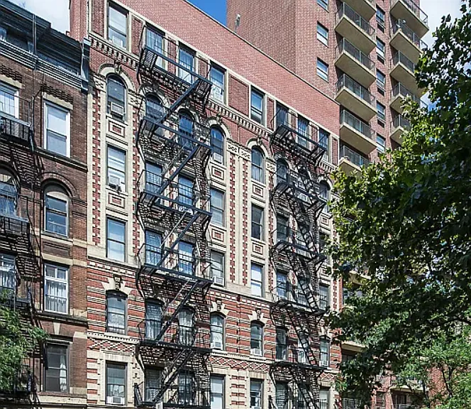 223 E 85th St #9 — Photo 4