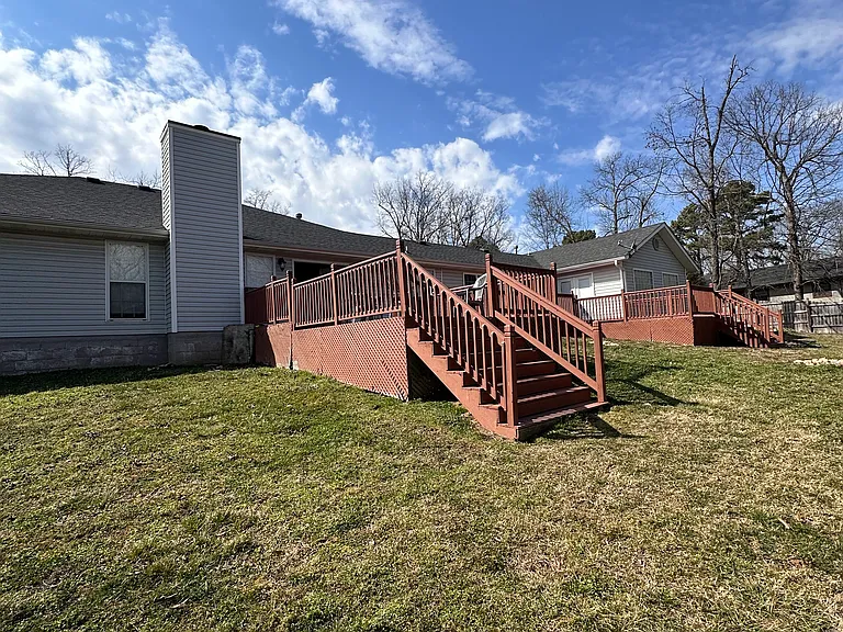 7 Stratton Ln — Photo 81