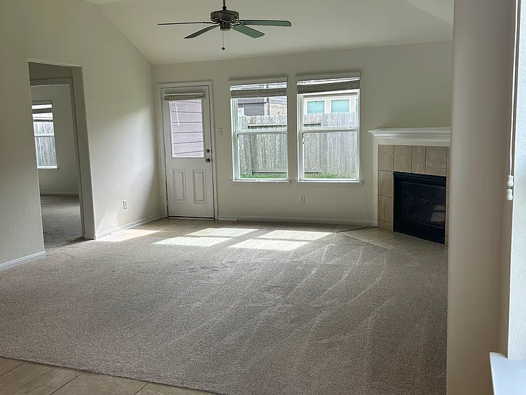 3315 Madison Elm St — Photo 4