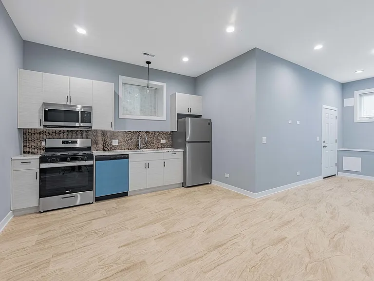 3029 W Washington Blvd #G — Photo 5