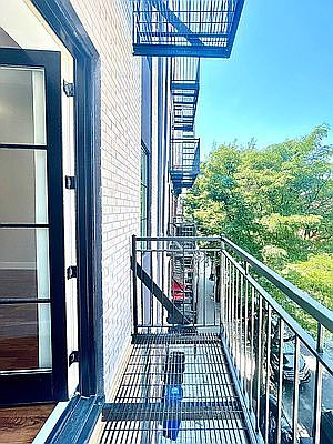 5th image of 600 Myrtle Ave #3F