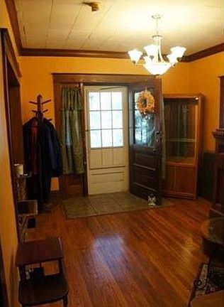 3rd image of 3843 E 61st St