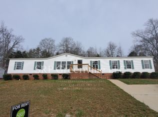 104 Tifton Ct, Fountain Inn, SC 29644