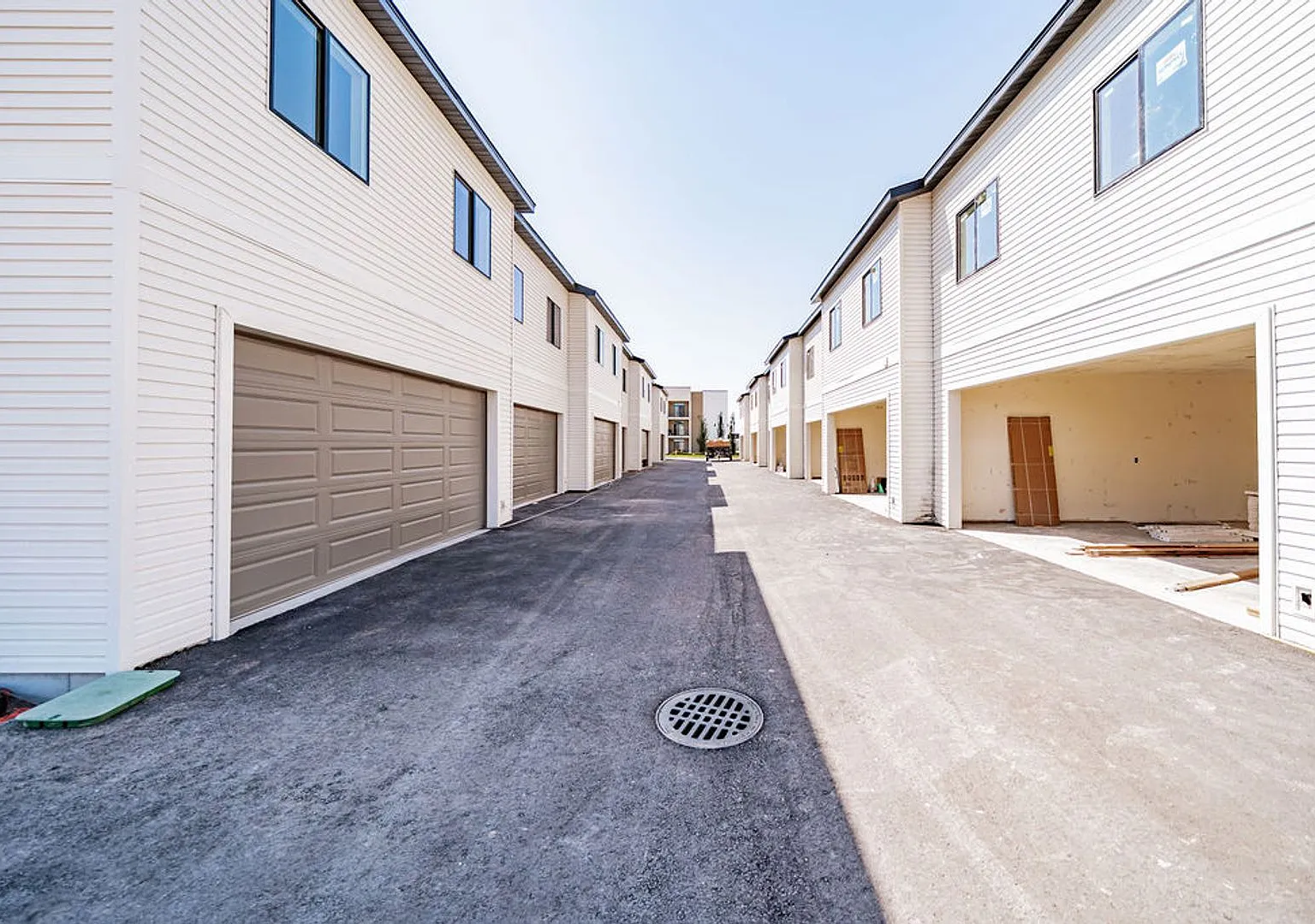 Brand New Townhome For Rent! — Photo 4