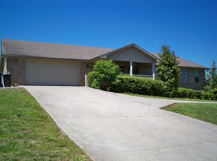 912 W Bourbon Rd, Somerset, KY 42503