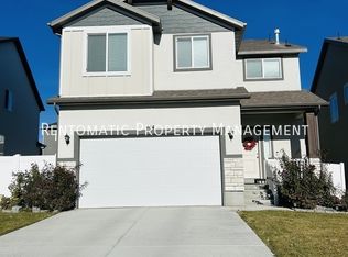 904 W Independence Way, Saratoga Springs, UT 84045
