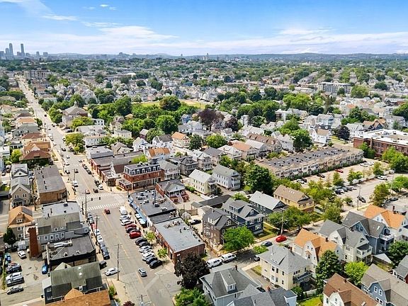 4th image of 7 Yale St