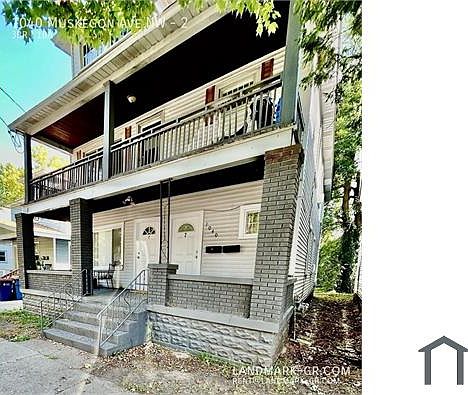 3rd image of 1040 Muskegon Ave NW #2