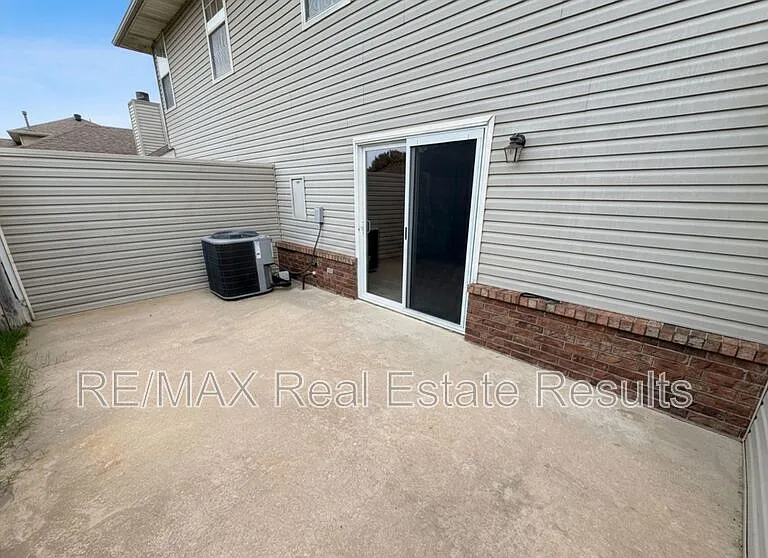412 N 37th Pl #B — Photo 15