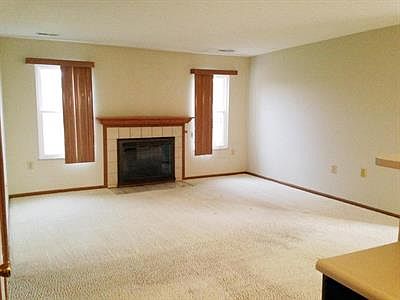 3rd image of 426 Lebon Dr
