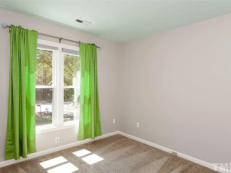 107 Thensia Ct — Photo 16