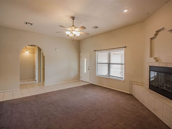 5th image of 3329 Sequoia Ave