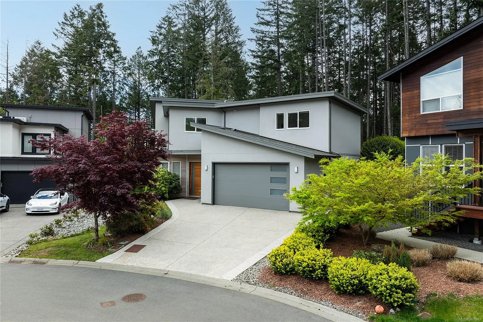 1151 Nature Park Pl photo 1