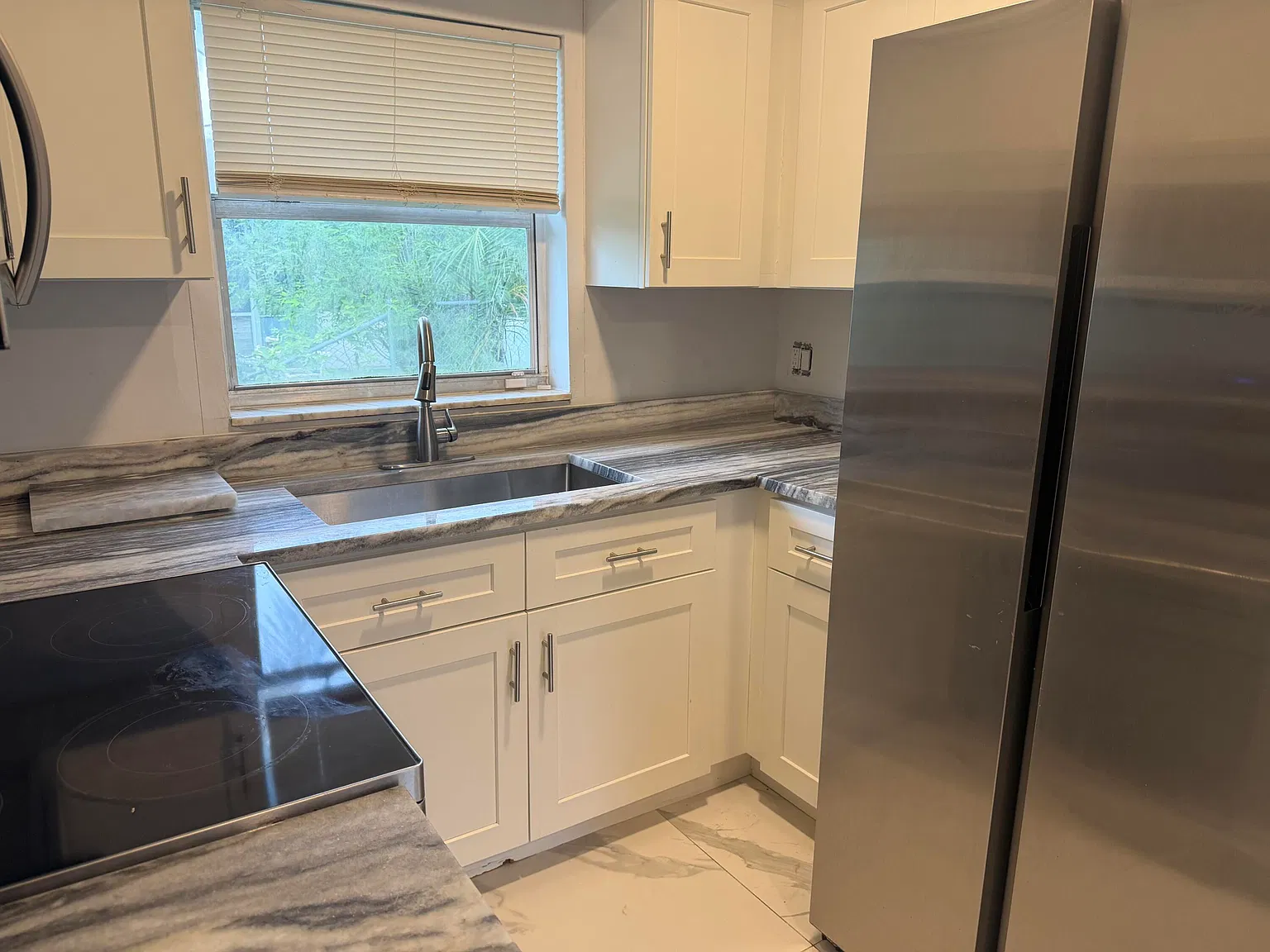 1 bed, 1.0 bath, 900 sqft, $1,550 — Photo 3