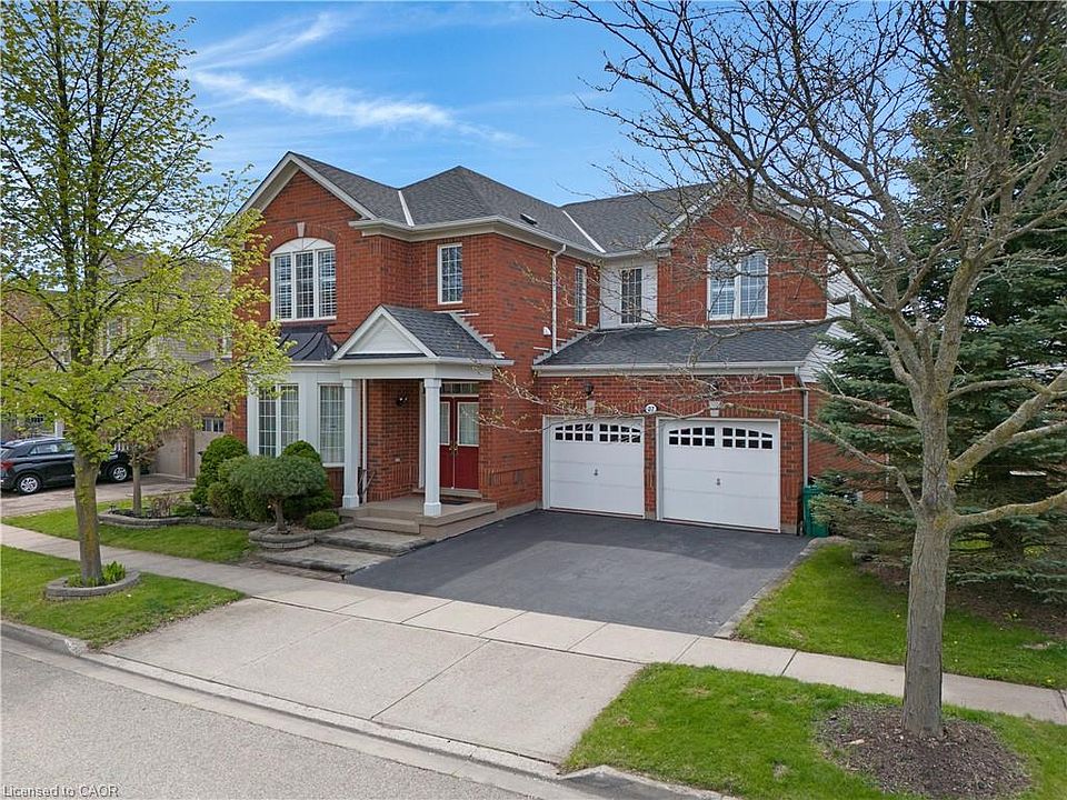 1st image of 27 Glazebrook Cres
