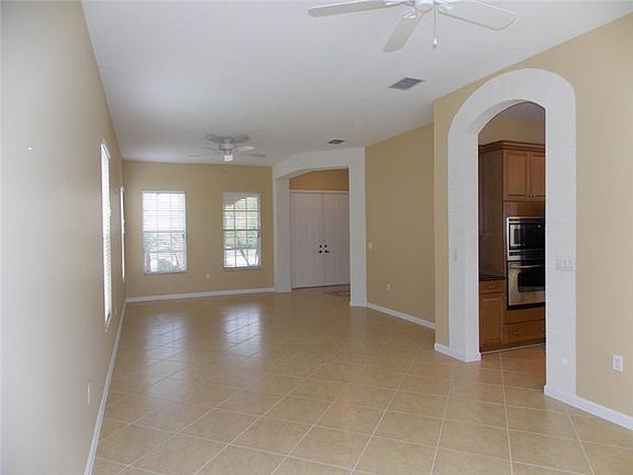 5th image of 1937 Newmark Cir SW