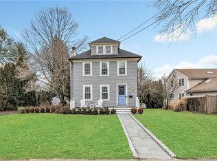 955 Mill Plain Rd, Fairfield, CT 06824