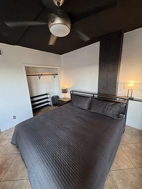 1 bed, 1.0 bath, 720 sqft, $2,300 — Photo 3