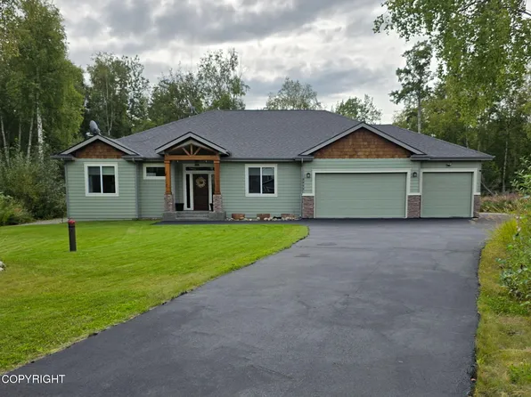 8893 E Wolf Creek Rd, Wasilla, AK 99654