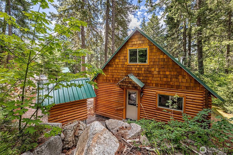 3rd image of 23148 Lake Wenatchee Highway