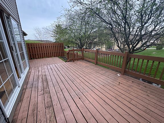 4th image of 5436 Baneberry Ave