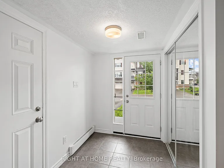 403 Gerardia Ln — Photo 3