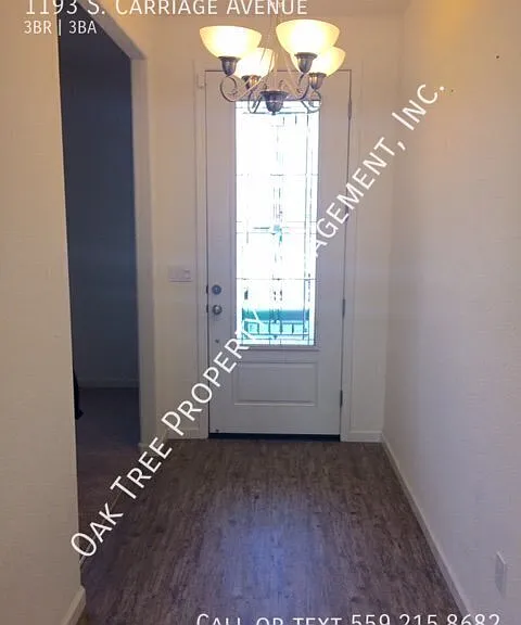 1193 S Carriage Ave — Photo 2