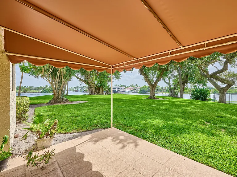 374 Golfview Rd #106 — Photo 71