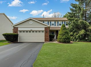 1000 Cumberland Ln, Buffalo Grove, IL 60089