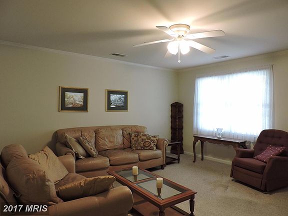 5th image of 128 Sunflower Dr