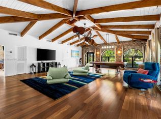 9845 SW 110th St, Miami, FL 33176