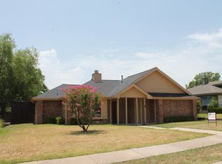 2036 Sancerre Ln, Carrollton, TX 75007