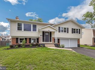 813 Wessex Ln, Somerdale, NJ 08083