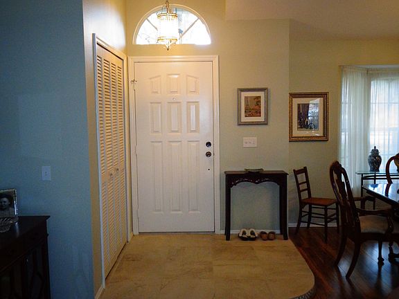 5th image of 583 Pleasant Run Dr