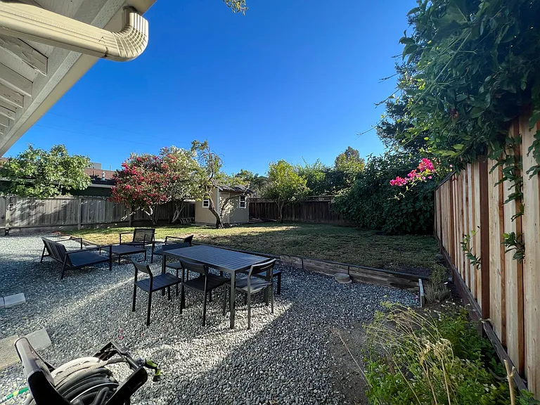 182 Alexander Ave — Photo 14