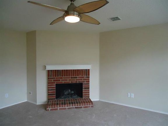2nd image of 4204 Golden Horn Ln