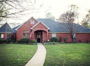 1 Country Estate Dr, Texarkana, AR 71854