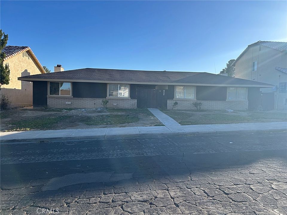 1st image of 16567 Zenda St