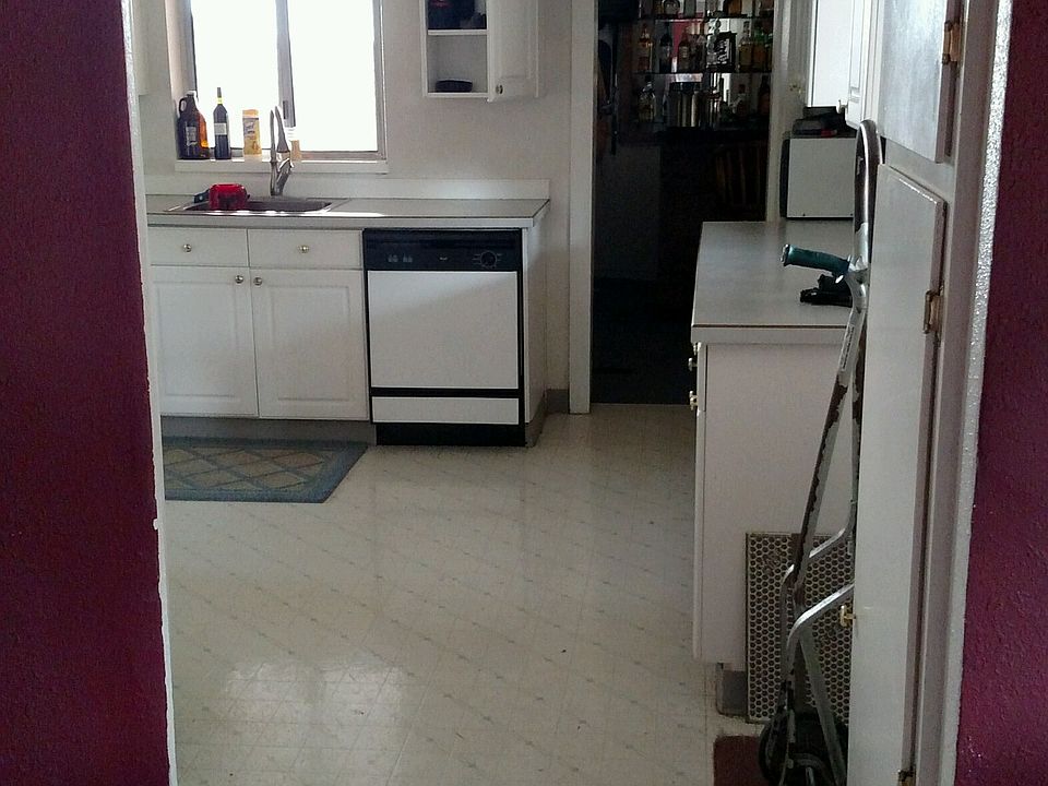 2nd image of 740 E Thornton Lake Dr NW